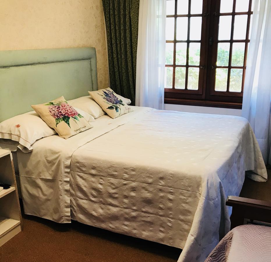 Hotel Aeropuerto Ezeiza Casa De Mr 몬테 그란데 외부 사진