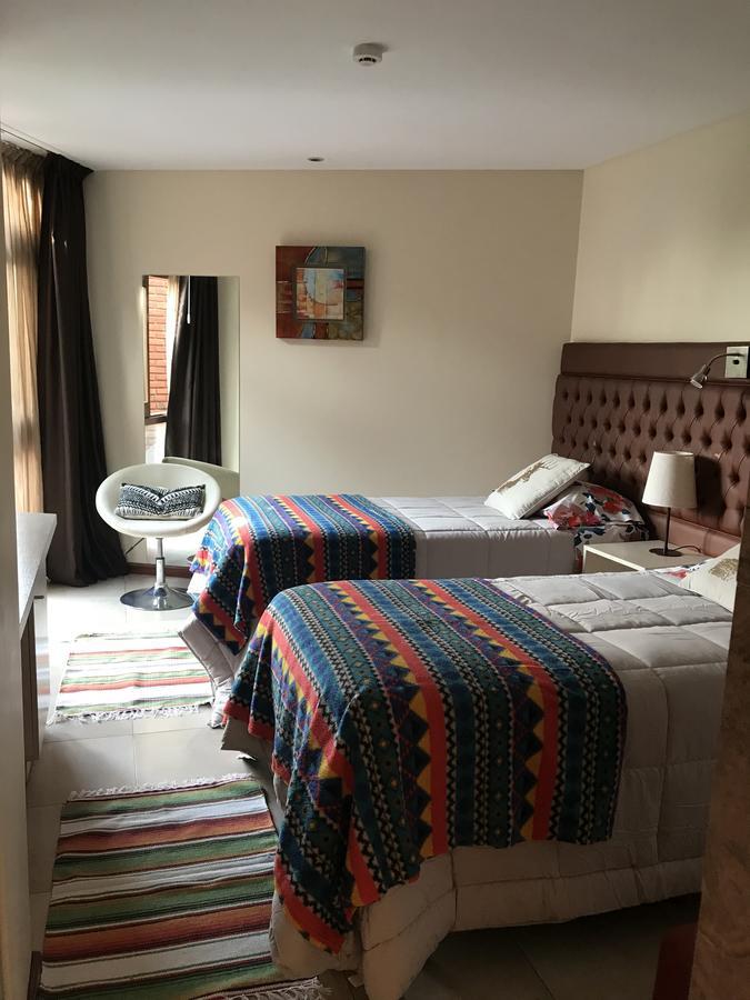 Hotel Aeropuerto Ezeiza Casa De Mr 몬테 그란데 외부 사진